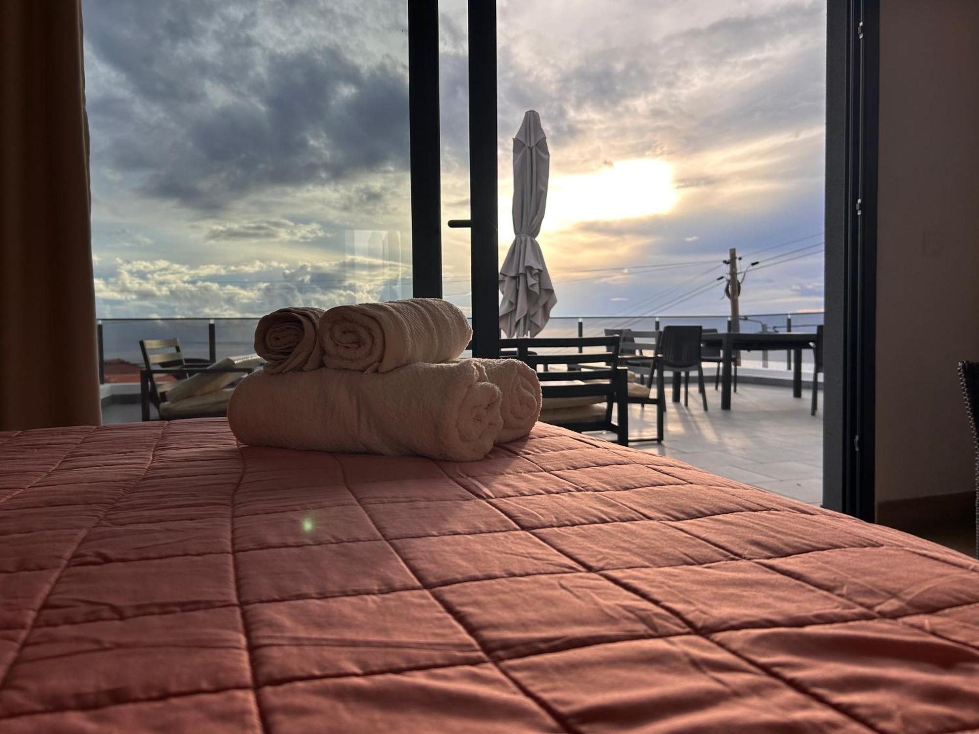 Calheta Ocean View Family Apartment - Air Condition Estreito Da Calheta Exterior photo